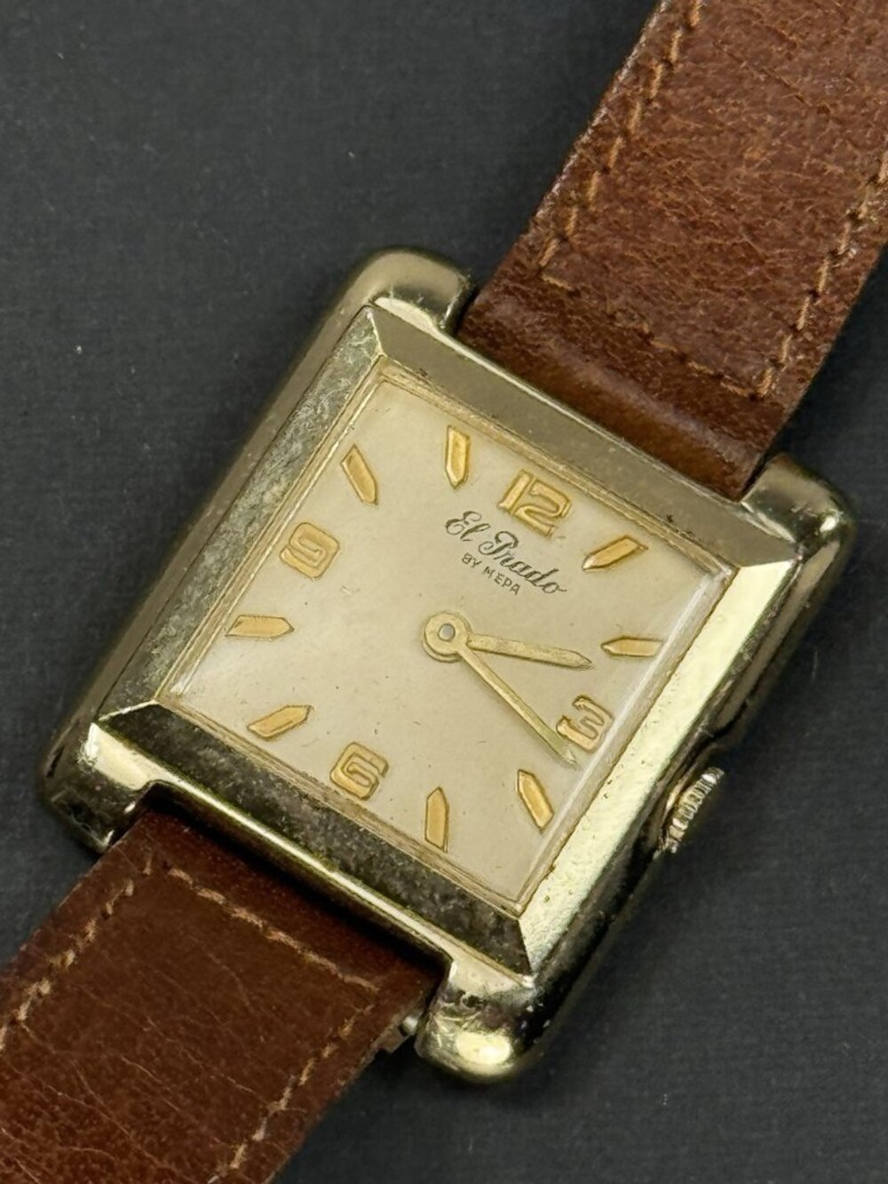 El Prado Swiss 17 Jewel Manual Wind Square Wristwatch FE 140-1